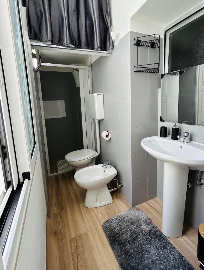 Essential House Apartment Brindisi Luaran gambar